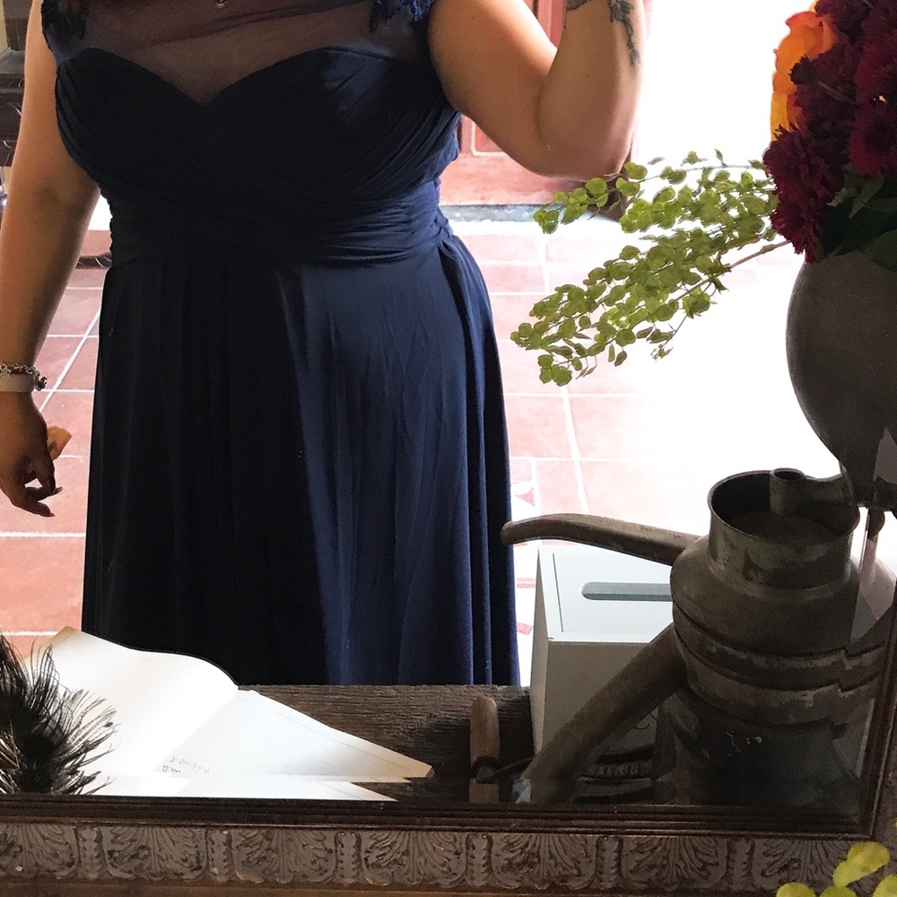 FORMAL DRESS - Picture 2 of 5